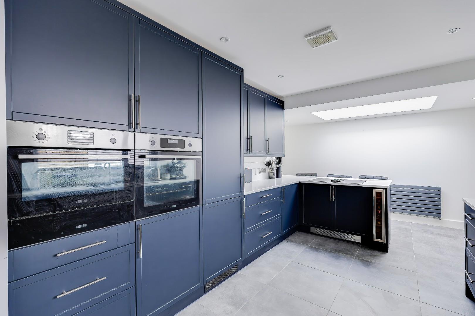 St. John Close, Cowbridge, Vale of Glamorgan, CF71 7HL